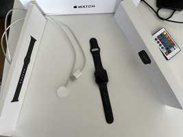 Часовник Apple watch SE 40mm