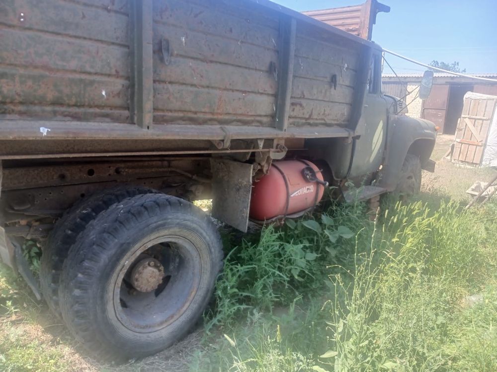 Продам   Зил 130