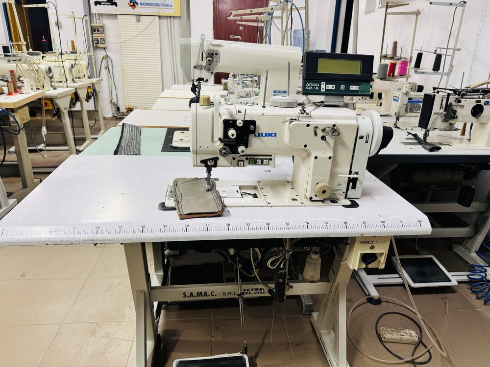 Masina de cusut cu triplu transport JUKI LU 2210 N automata
