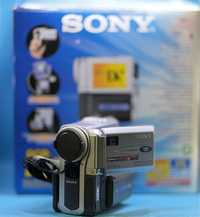 Видеокамера SONY DCR-PC9E