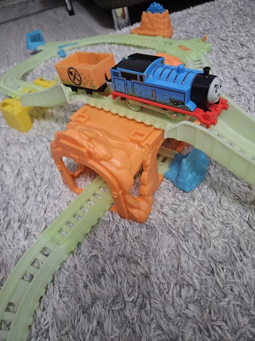 Thomas & friends: Glowing mine set