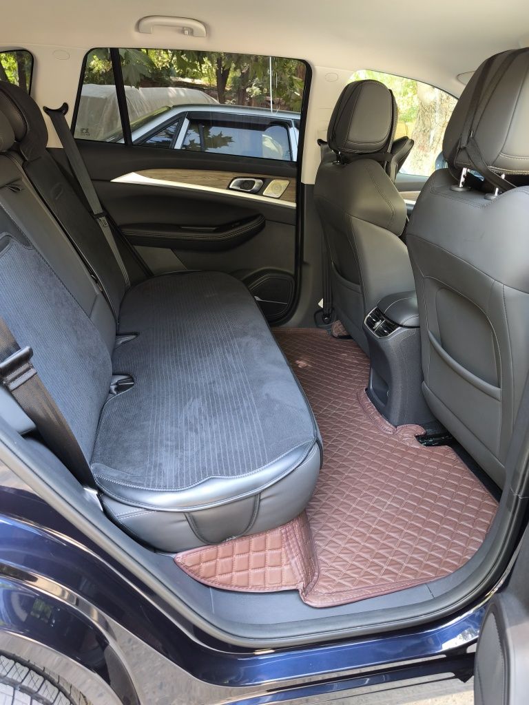 Продам Skyworth ev6