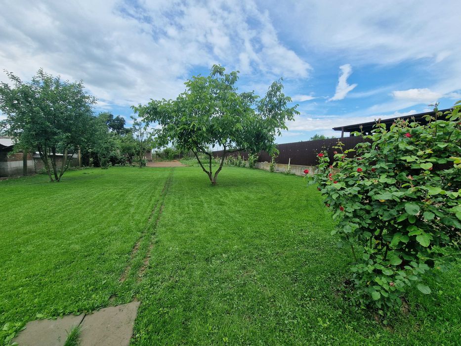 Teren intravilan la strada principala, toate utilitatile, parcelabil