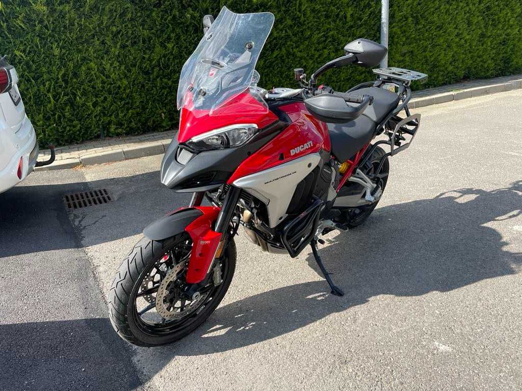 Ducati Multistrada V4 - 170Hp, 10.500km, TVA Deductibil