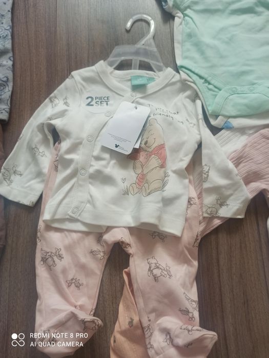 Vând lot haine bebe  0-3 luni fetiță