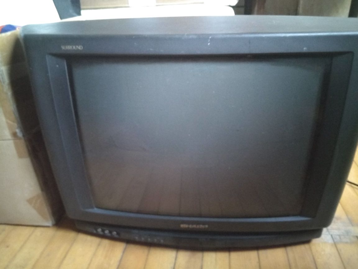Продам телевизор шарп