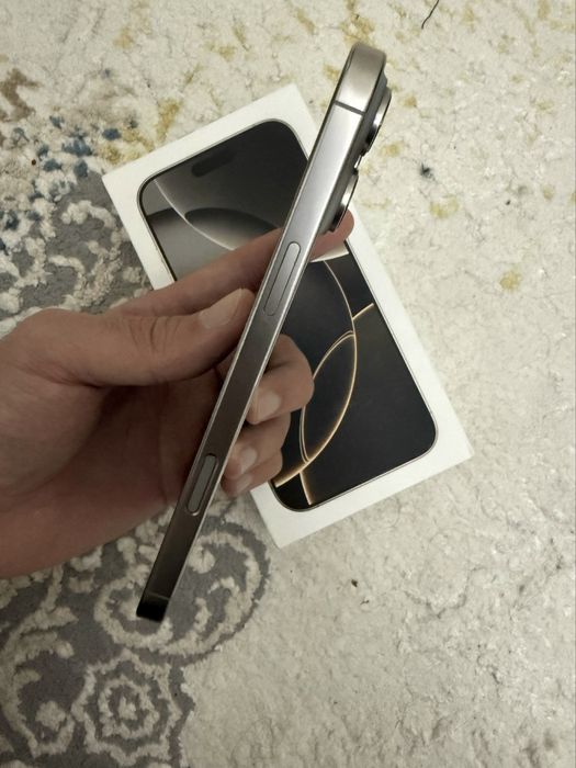 Iphone 16 Pro Max 256gb Titan rangi