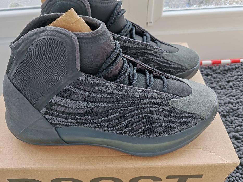 Adidas yzy qntm 44/28 cm