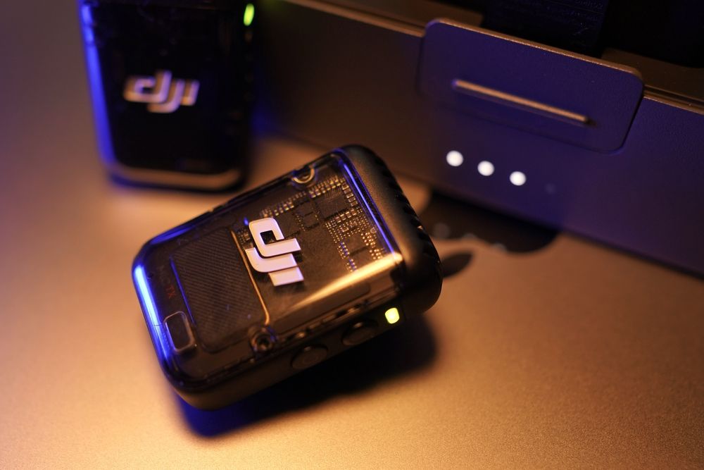 микрофон DJI Mic 2 (2 TX + 1 RX)  Възможен бартер