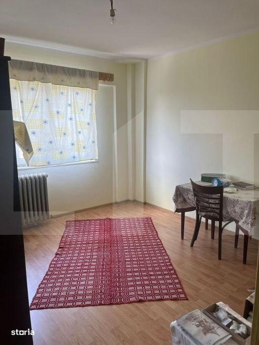 Apartament de 3 camere, 69mp,zona Carrefour
