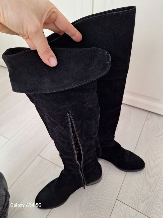 Vând cizme piele intoarsa, masura 40