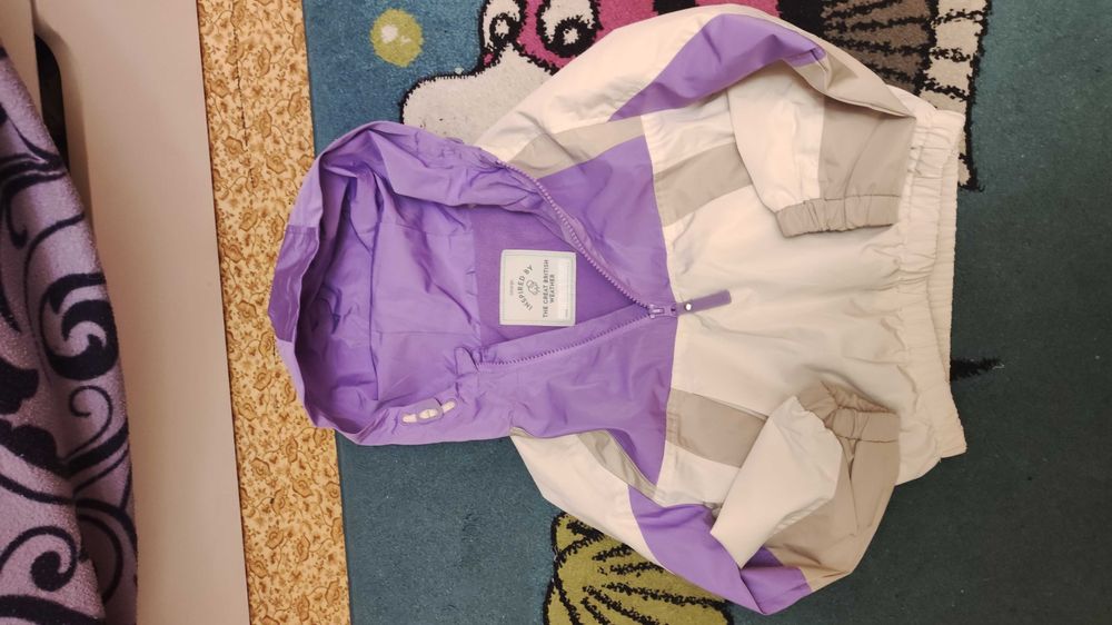 Прекрасен ватирано промазано яке!Само изпран!