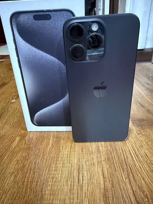 Телефон iPhone 15 pro max