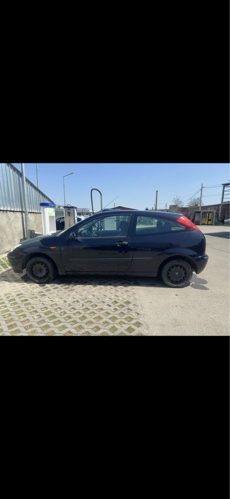 Продава се Ford focus хечбег, напълно обслужен .