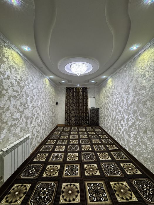 Срочно 2 хонали квартира сотилади!