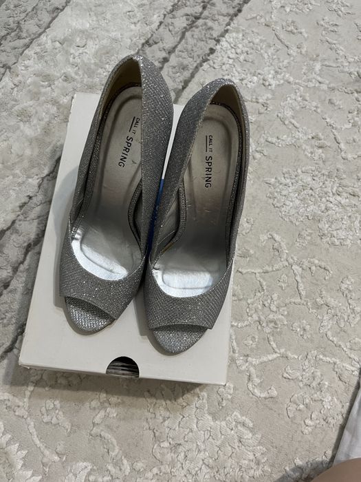 Продам очень красивые туфли