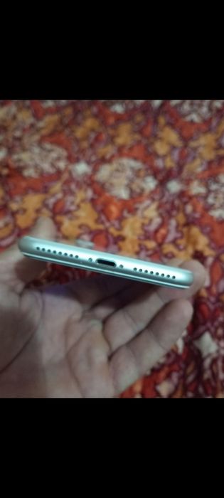 Iphone 8 plus sotiladi