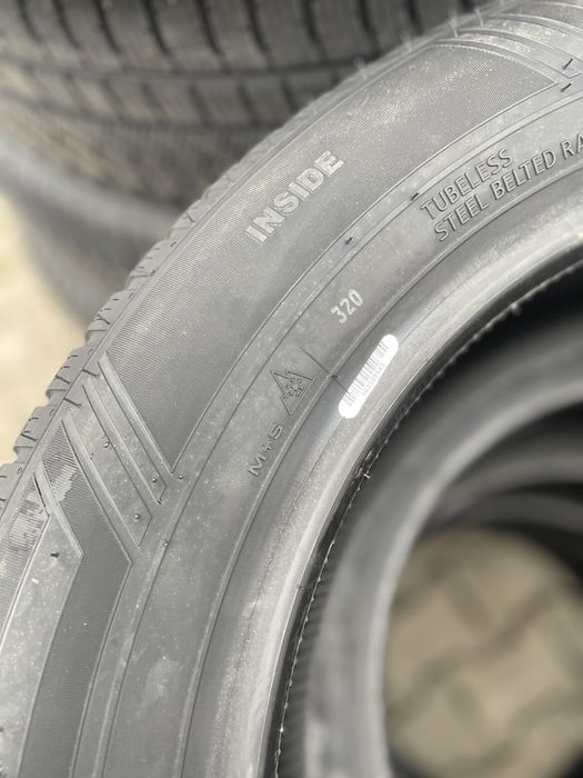 215 60 18 Petlas Snowmaster 3 (Anvelope IARNA )