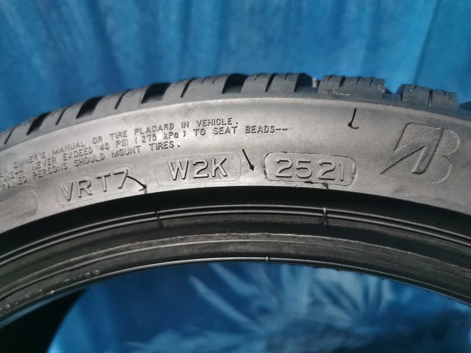 225 40 18 bridgestone m+s 4 buc