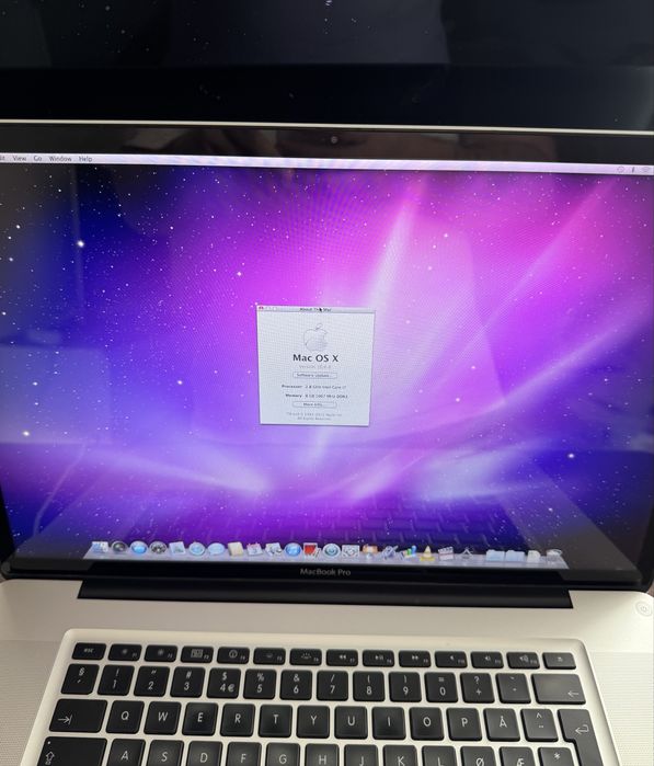 MacBook Pro (17-inch, Mid 2010), i7 2.8 Ghz, Configurație Rară, 9.5/10