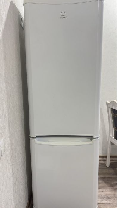 Продам холодильник !!! Дешево !!!