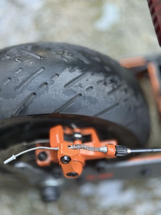 Vand Kukirn G4 + Casca de protectie+Antifurt de fier