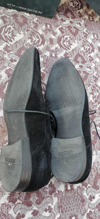 pantofi barbati  piele  intoarsa  negri nr  44 100 lei