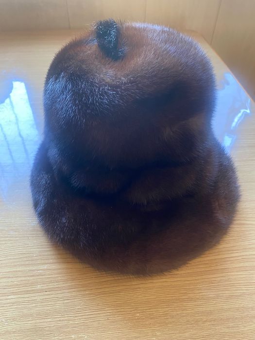 Шапки норковые женские