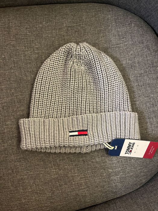 Чисто нова шапка Tommy jeans