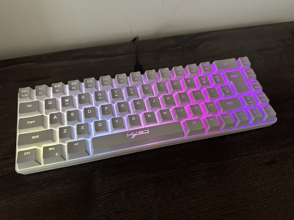 Tastatura HXSJ V200 (68 key RGB)