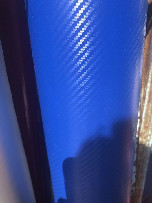 folie auto Carbon 3D negru ,argintiu ,alb , Bleomarin , rosu , gri roz