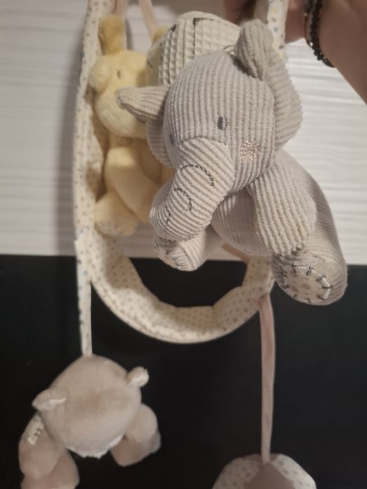 Музикална играчка за легло