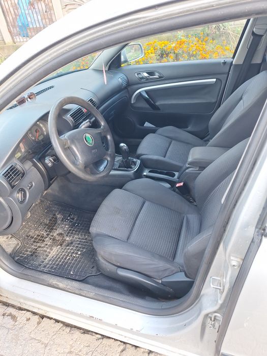 Vând skoda superb 2002