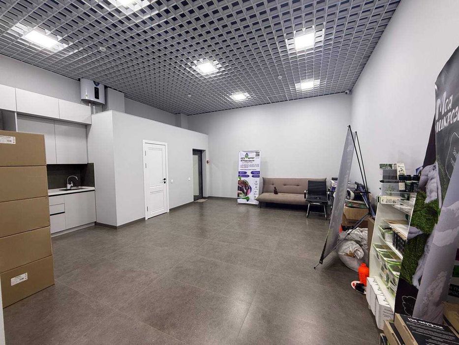 Продаётся Нежилой помещения  Ор-тр- ул.Махтумкули 120м2