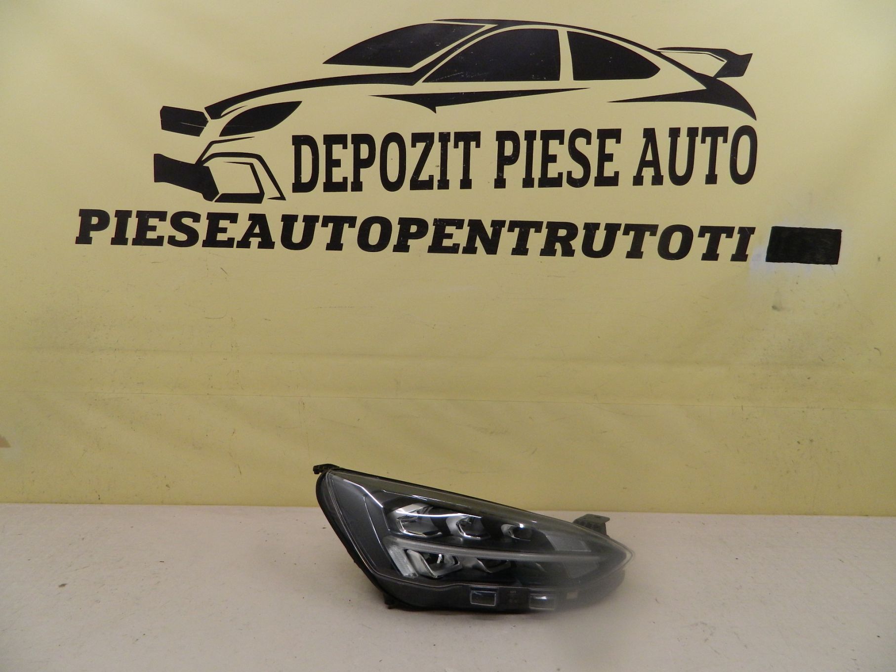 Far dreapta Ford Focus 4  FULL LED, 2018, 2019, 2020, 2021, 2022, cod origine MX7B-13E014-EB.