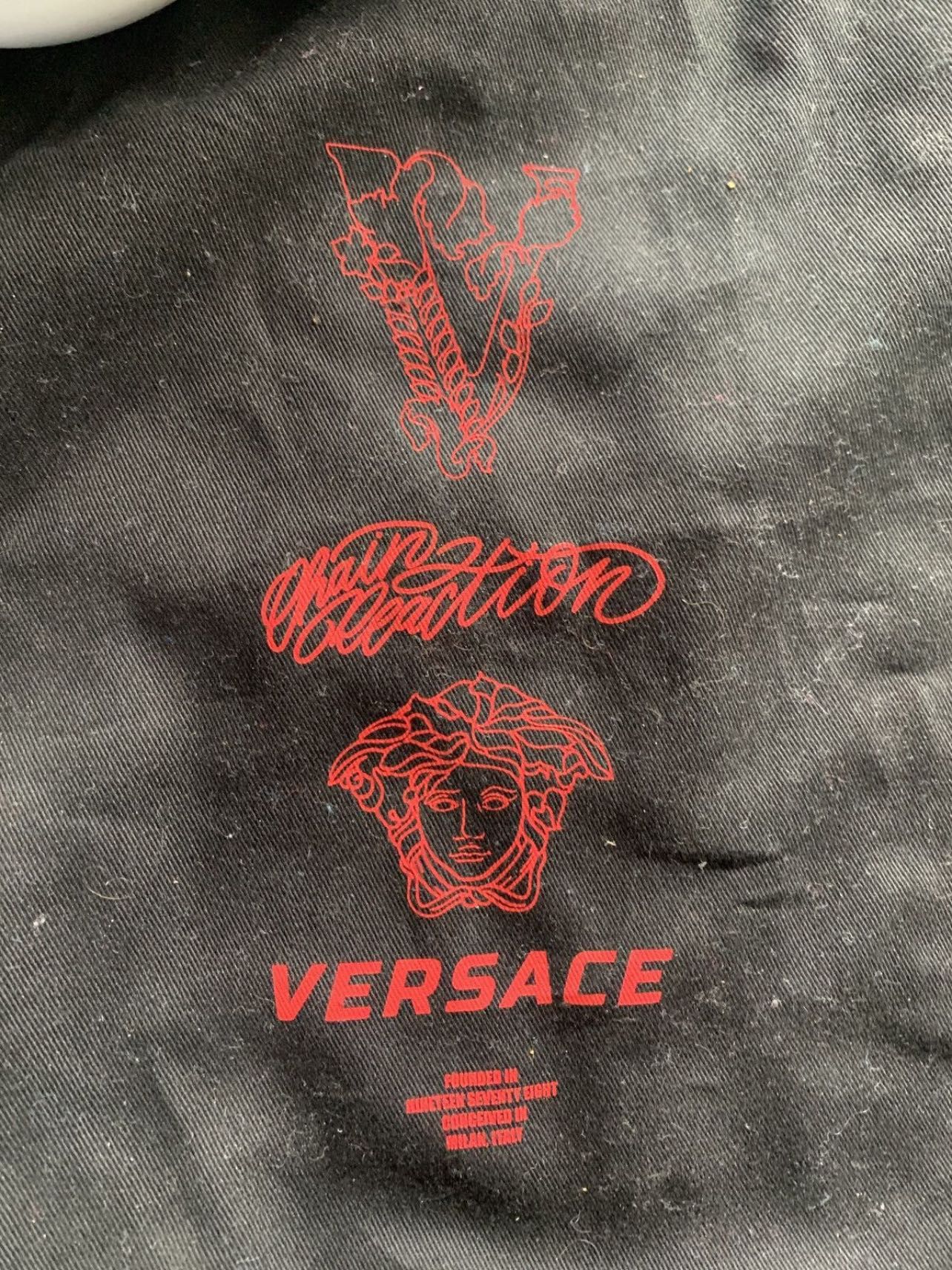 Versace Chain Reaction