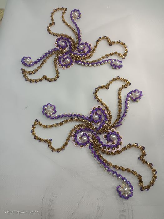 Вышивка бисерная . В наличии для шапан ,камзол ,такия