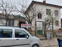 Продавам къща в с.Слокощица  ул.Димитър Канин 16