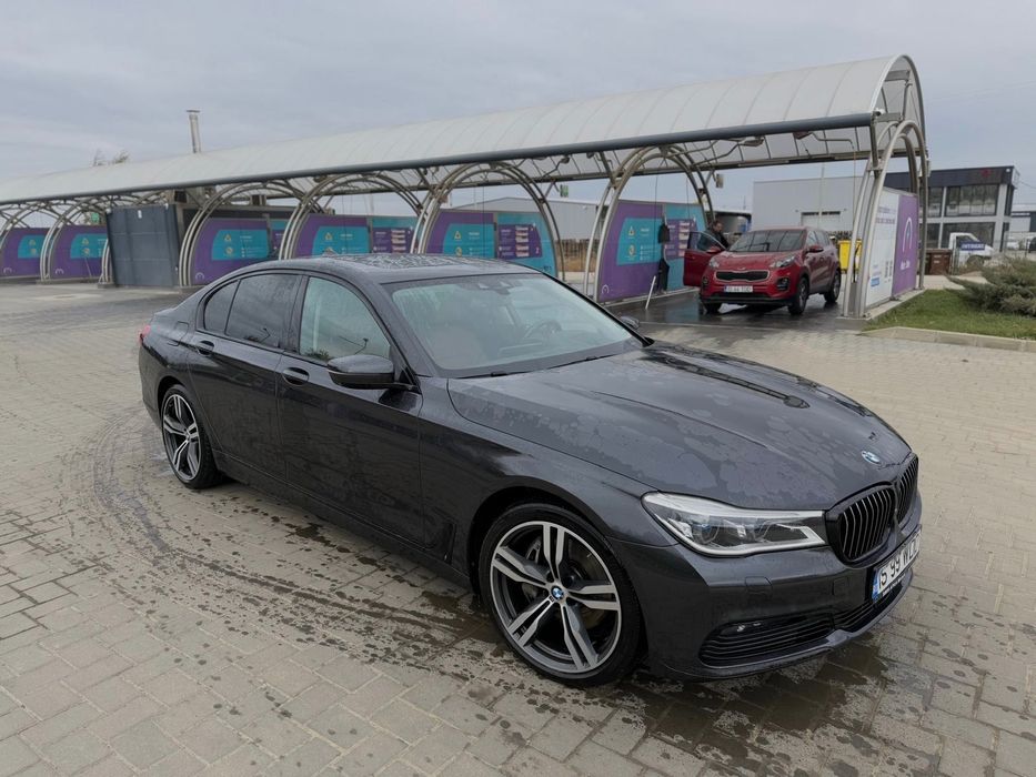 BMW Seria 7 BMW Seria 7, 740D xDrive, 320CP