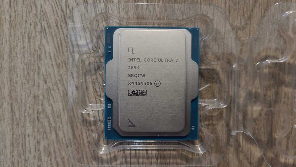 Procesor Intel Core Ultra 7 265K – nou, sigilat -Oferta