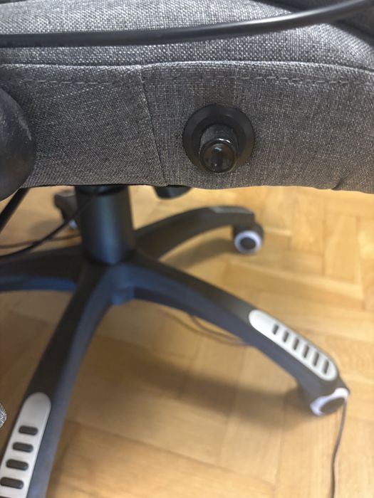 Scaun de birou cu masaj si incalzire