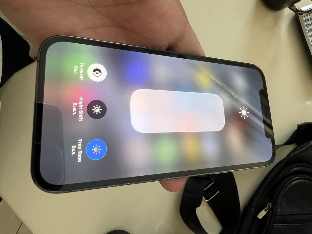 Iphone 12 pro.               .     .