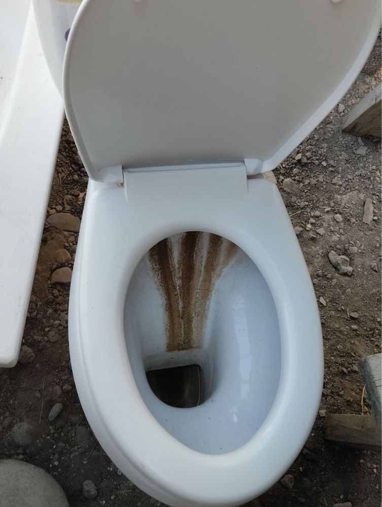 Унитаз и ванна хорошие