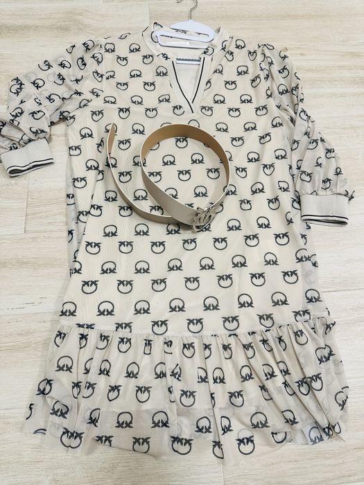 Тюлена рокля”Pinko”-40 размер+колан