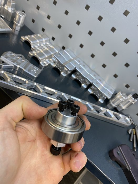 CNC изработка на алуминиеви детайли