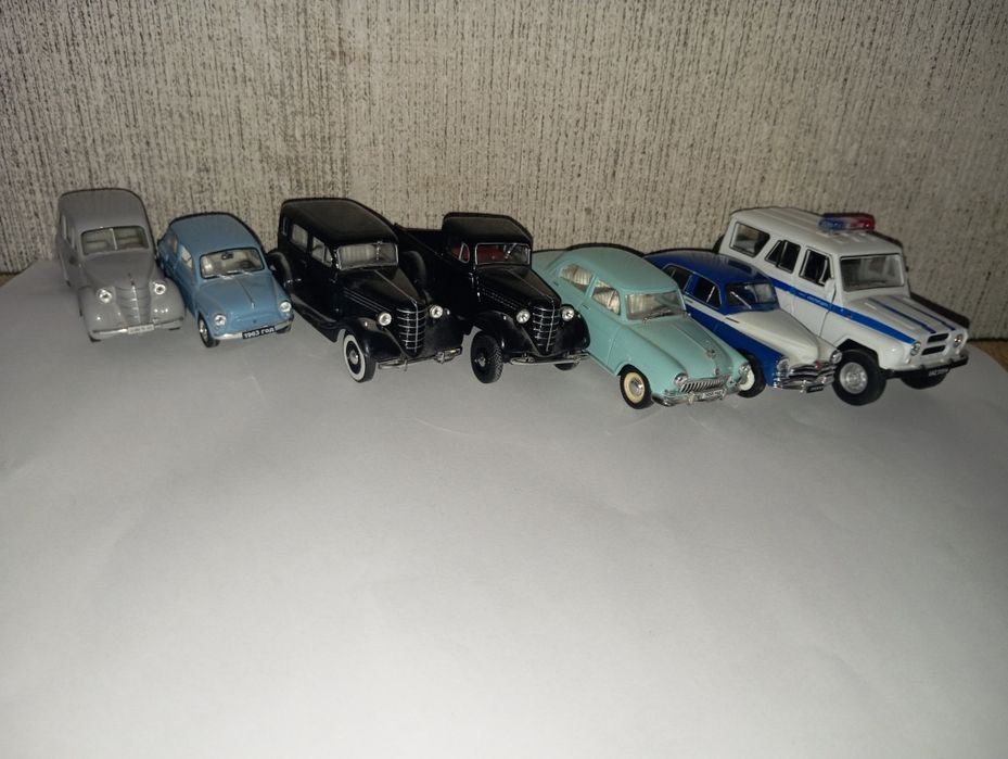 Продам модели старинных машин