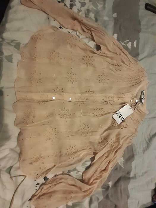 Bluza dama Zara marime S NOUĂ