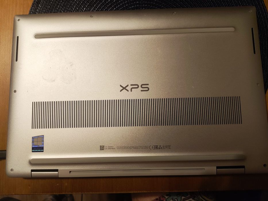 Dell XPS 15 9575
