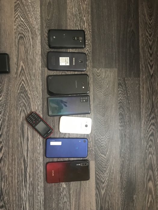 Продам телефоны буу