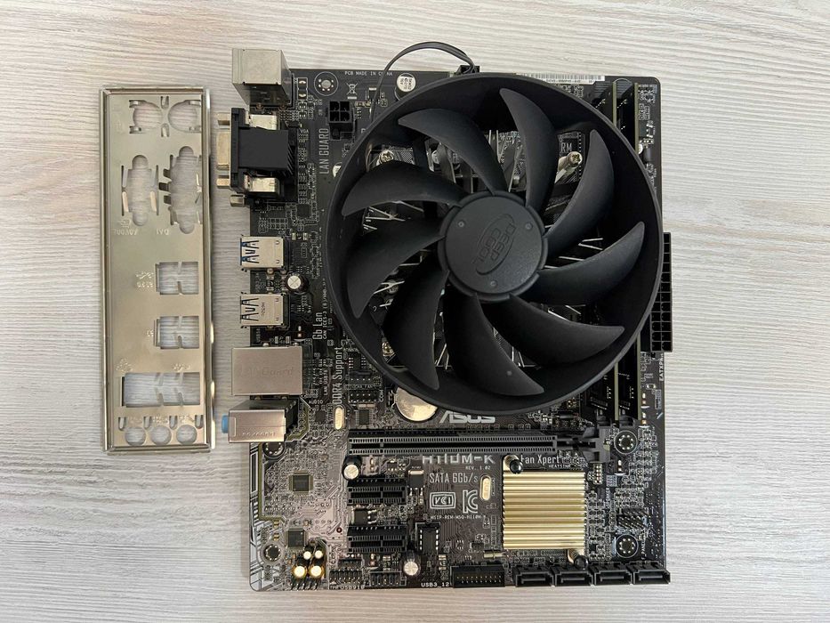 Комплект для ПК: i5-7400 + ASUS H110 + 8GB DDR4 (С кулером!)